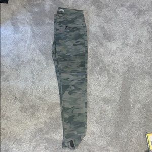 Camo jeans